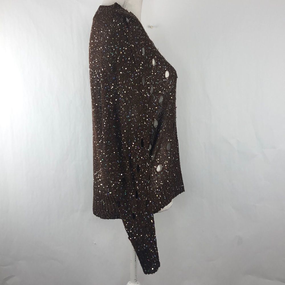 Ceres woman’s sequenced button up overlay - Picture 3 of 8